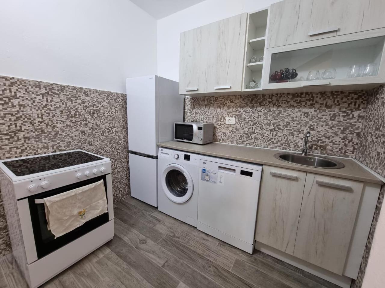 סוטומורה Apartments Vukmarkovic מראה חיצוני תמונה